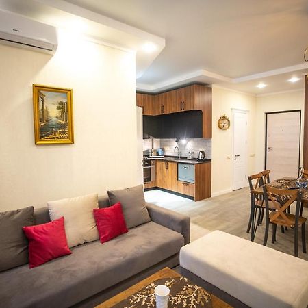 Ramada Skytower Apartment บาทูมิ ภายนอก รูปภาพ
