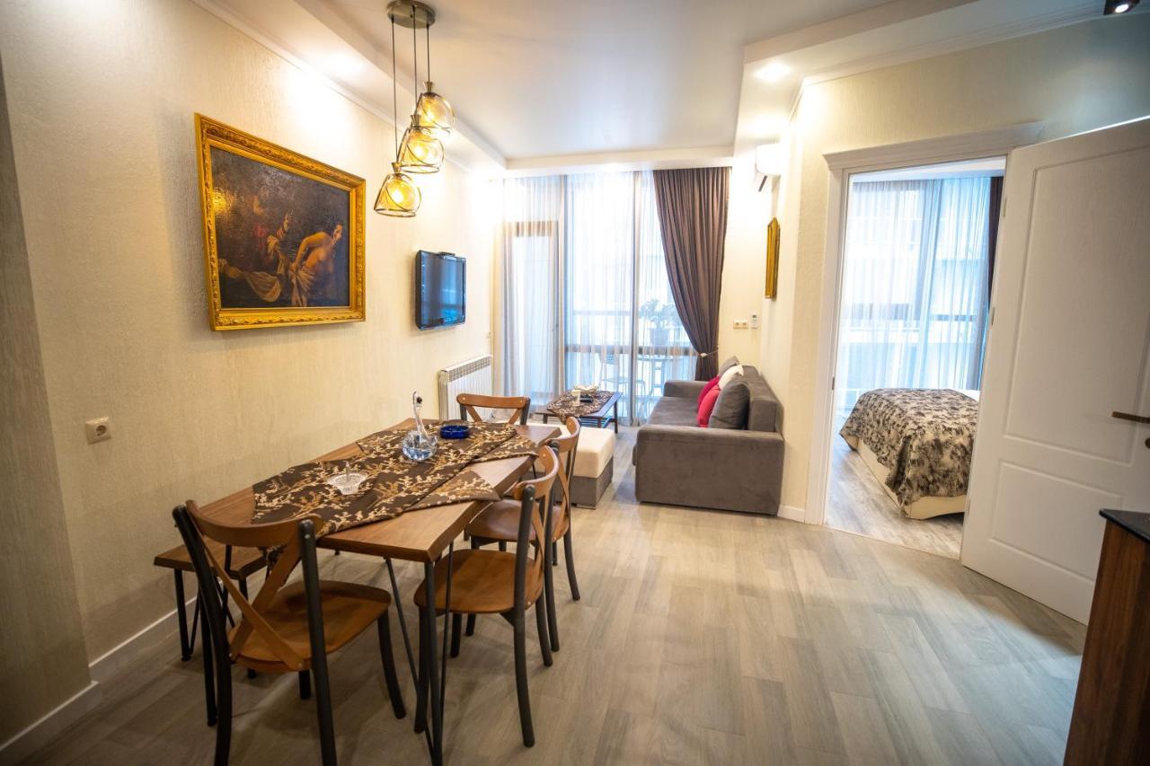 Ramada Skytower Apartment บาทูมิ ภายนอก รูปภาพ