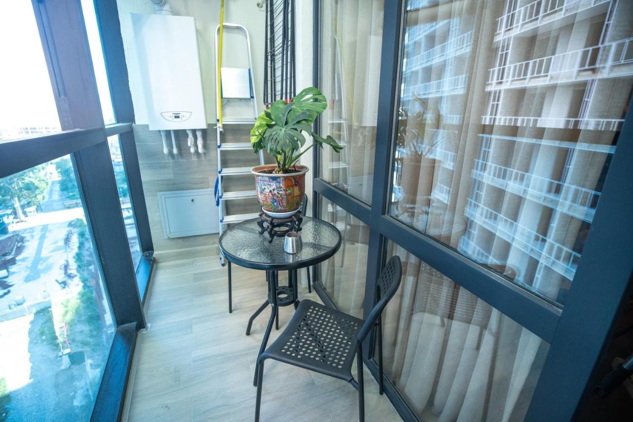 Ramada Skytower Apartment บาทูมิ ภายนอก รูปภาพ