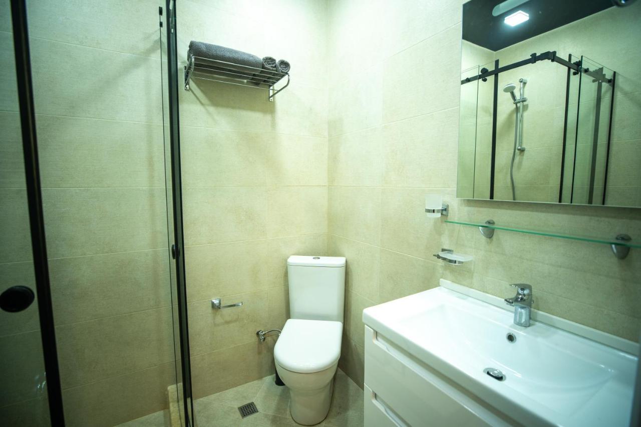 Ramada Skytower Apartment บาทูมิ ภายนอก รูปภาพ