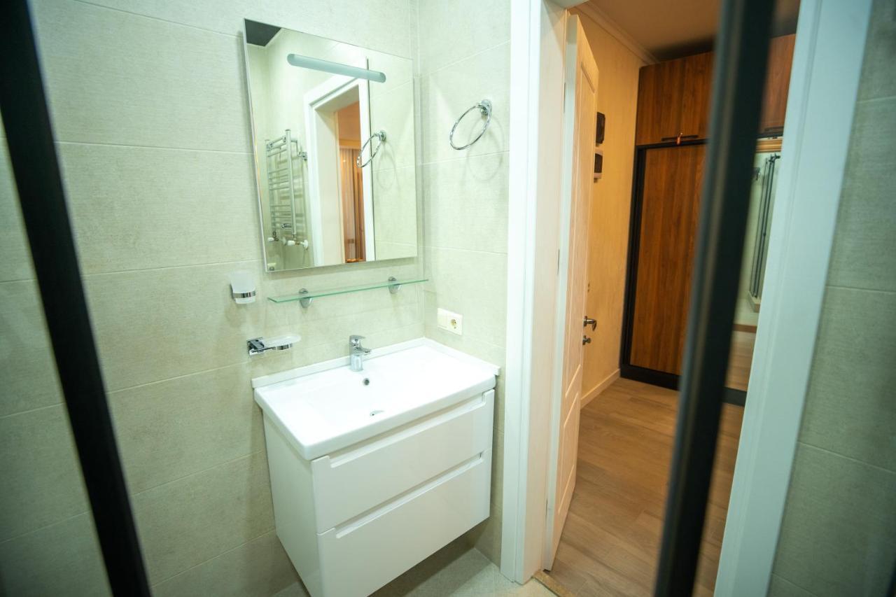 Ramada Skytower Apartment บาทูมิ ภายนอก รูปภาพ